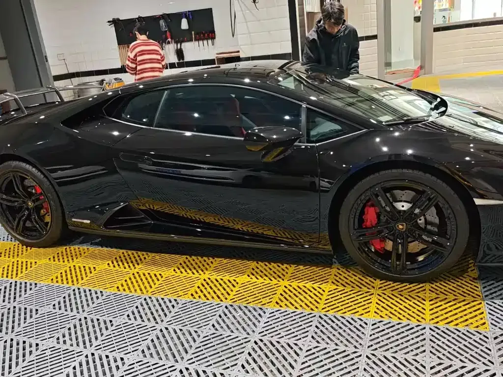 Lamborghini Huracan — фото 2