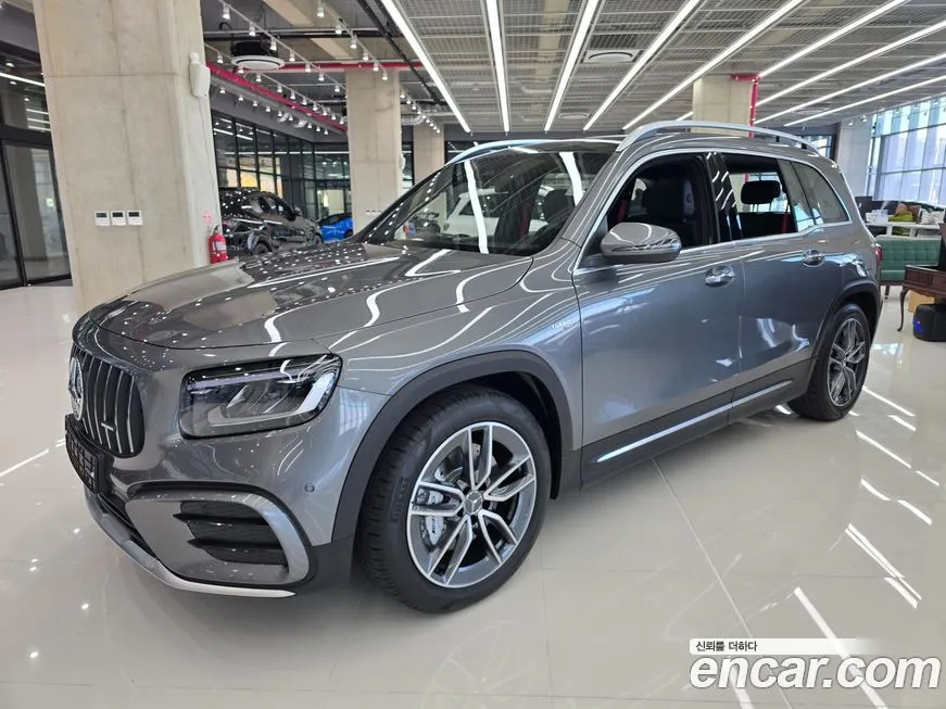 Mercedes-Benz GLB-Class — фото 1