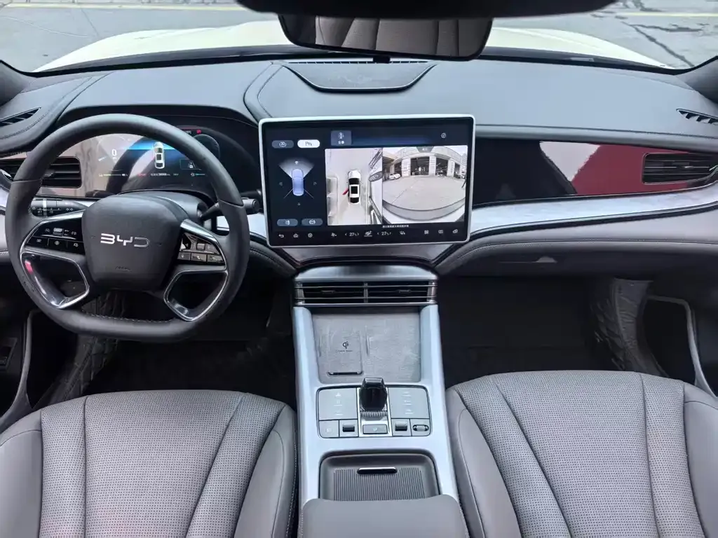 BYD Seal — фото 7