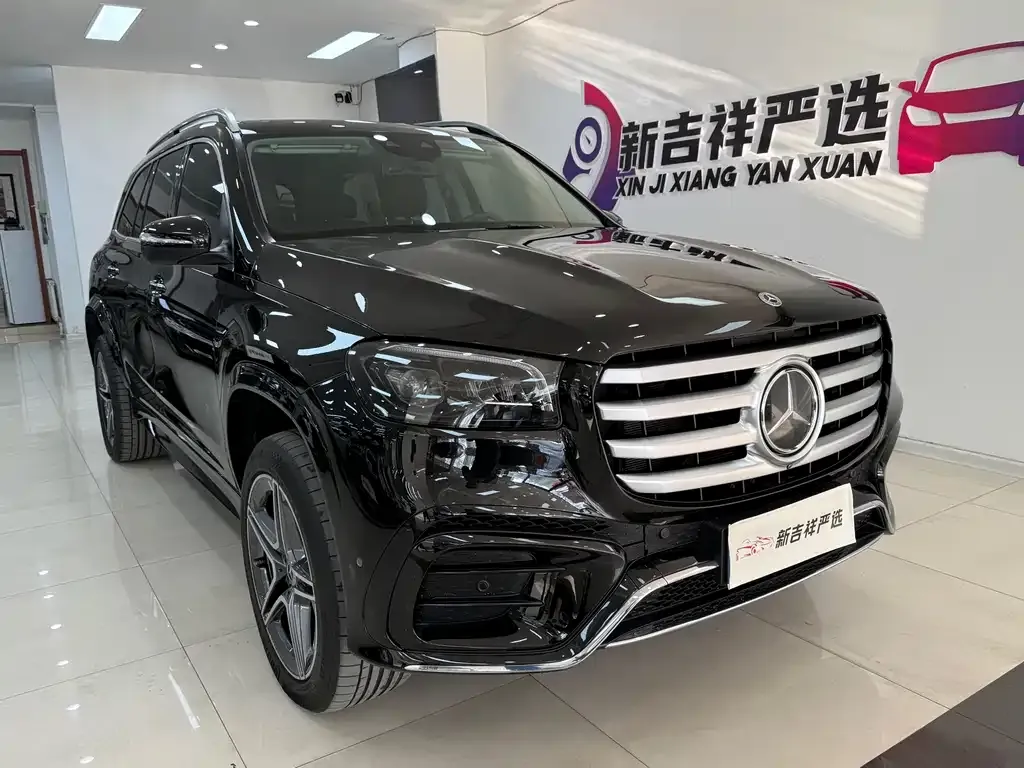 Mercedes-Benz GLS — фото 1
