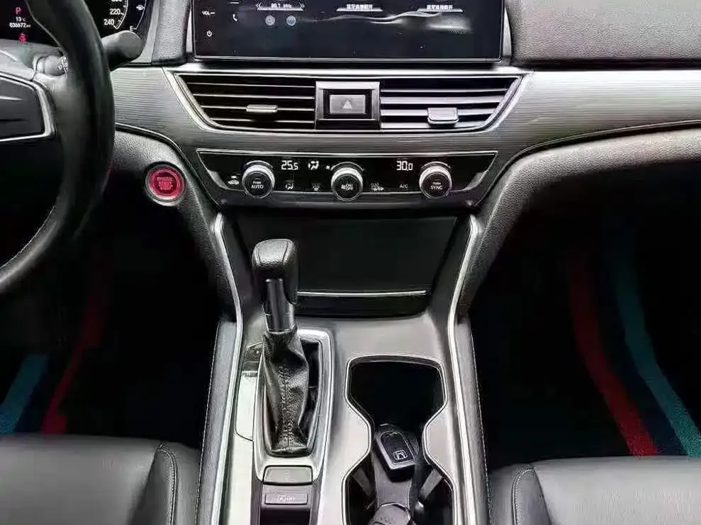 Honda Accord — фото 5