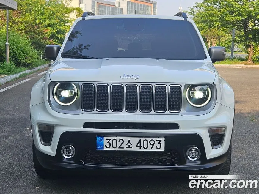 Jeep Renegade — фото 1