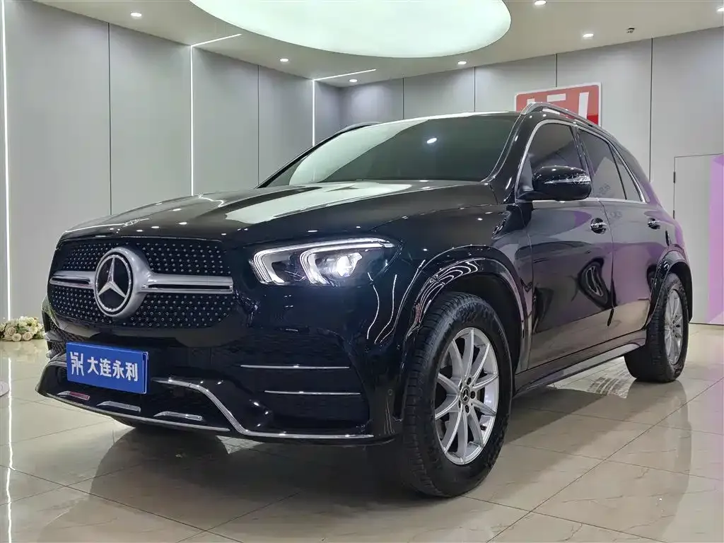 Mercedes-Benz GLE — фото 1