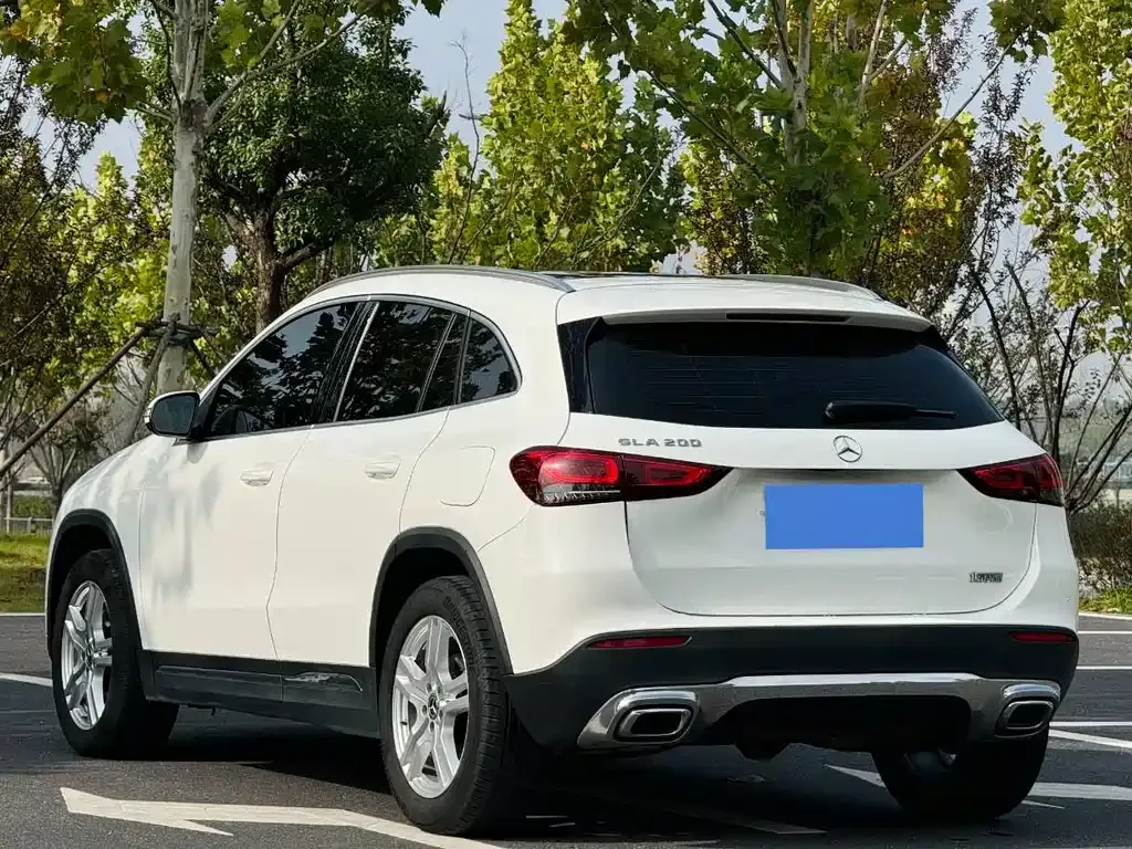 Mercedes-Benz GLA — фото 5
