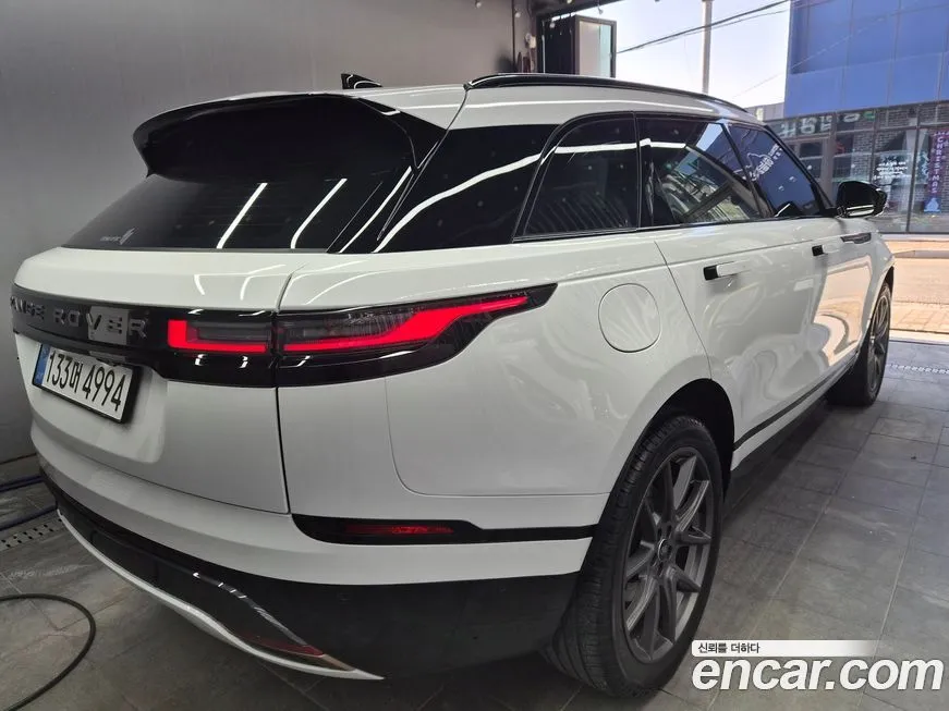 Land Rover Range Rover Velar — фото 4