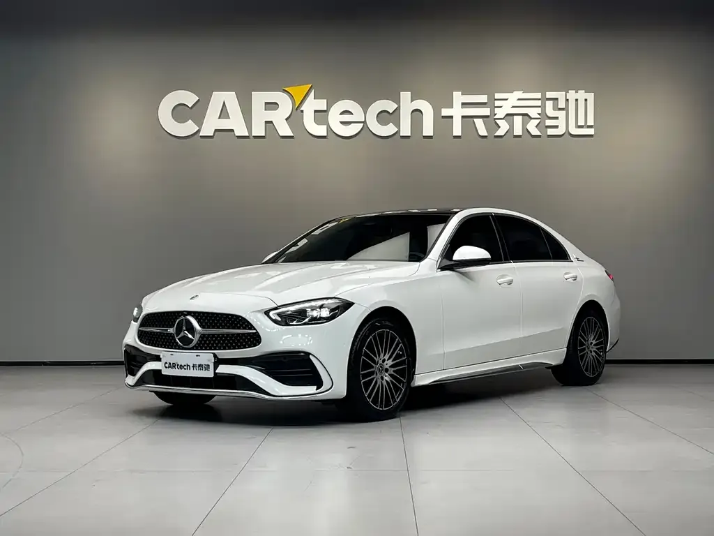 Mercedes-Benz C-Class — фото 1