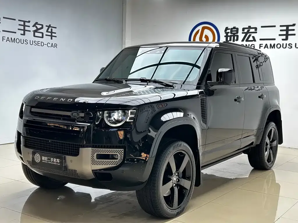 Land Rover Defender — фото 1