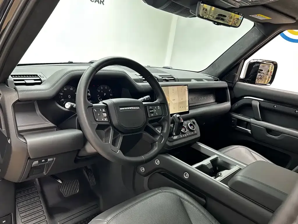 Land Rover Defender — фото 8