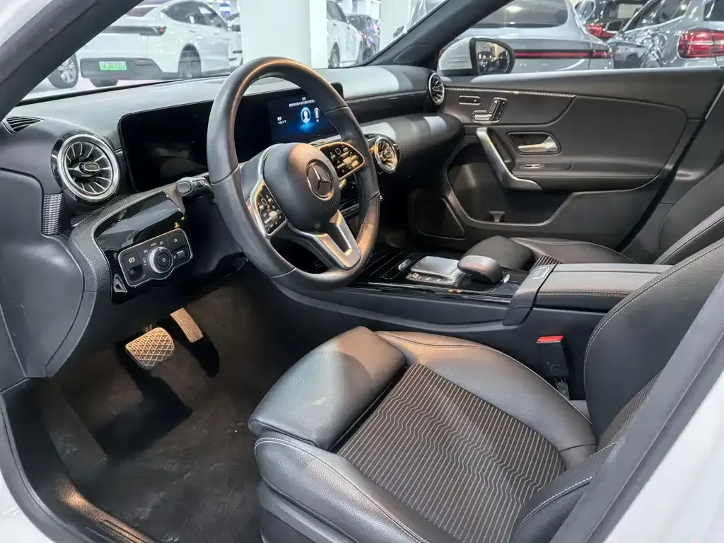 Mercedes-Benz A-Class (Import) — фото 10