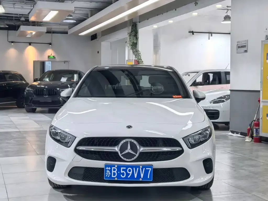 Mercedes-Benz A-Class (Import) — фото 2