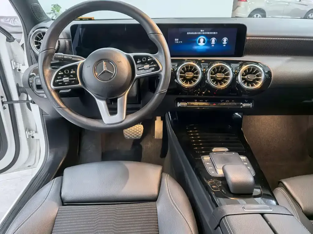 Mercedes-Benz A-Class (Import) — фото 8