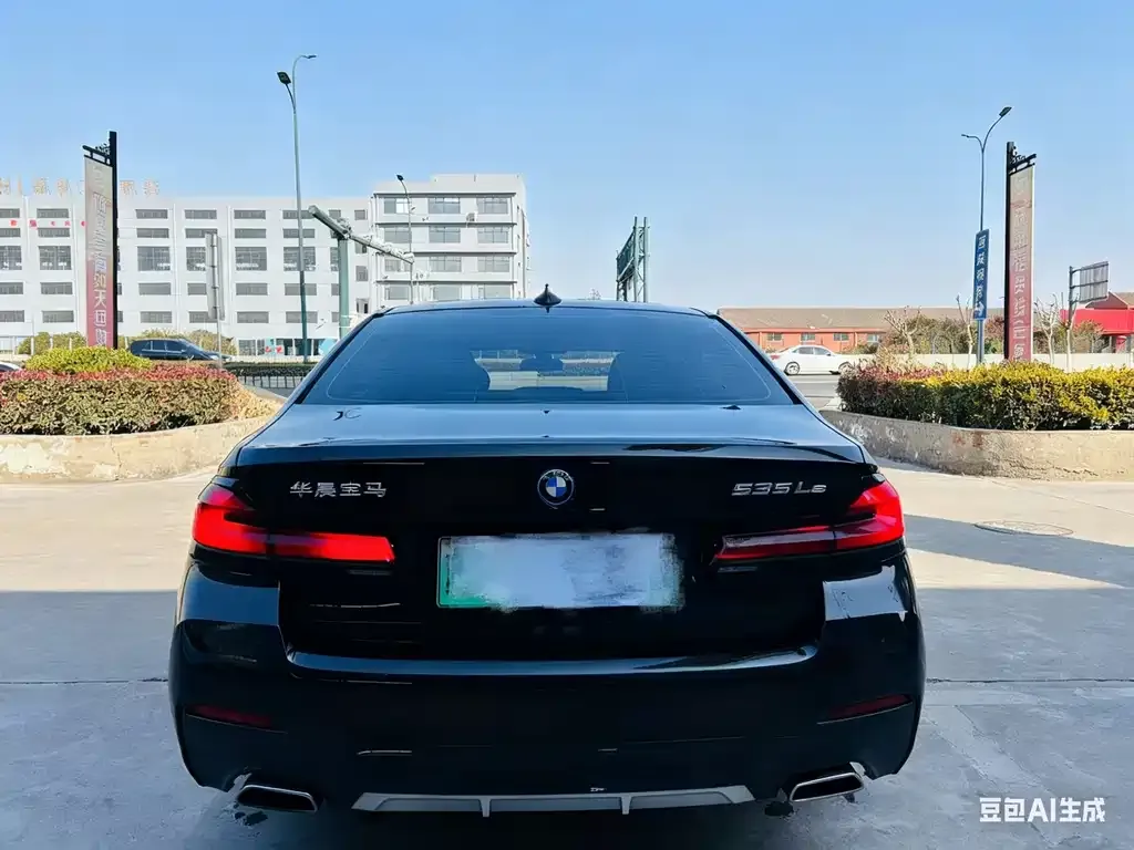 BMW 5 Series New Energy — фото 8