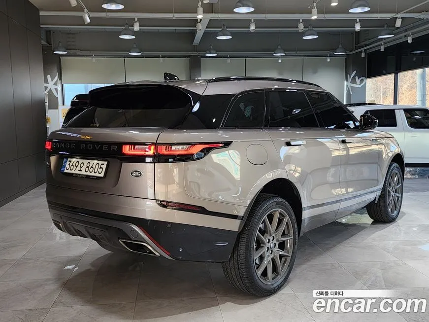 Land Rover Range Rover Velar — фото 3