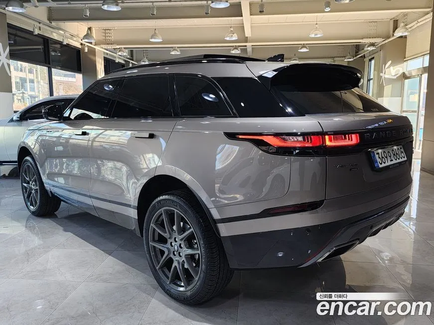 Land Rover Range Rover Velar — фото 4