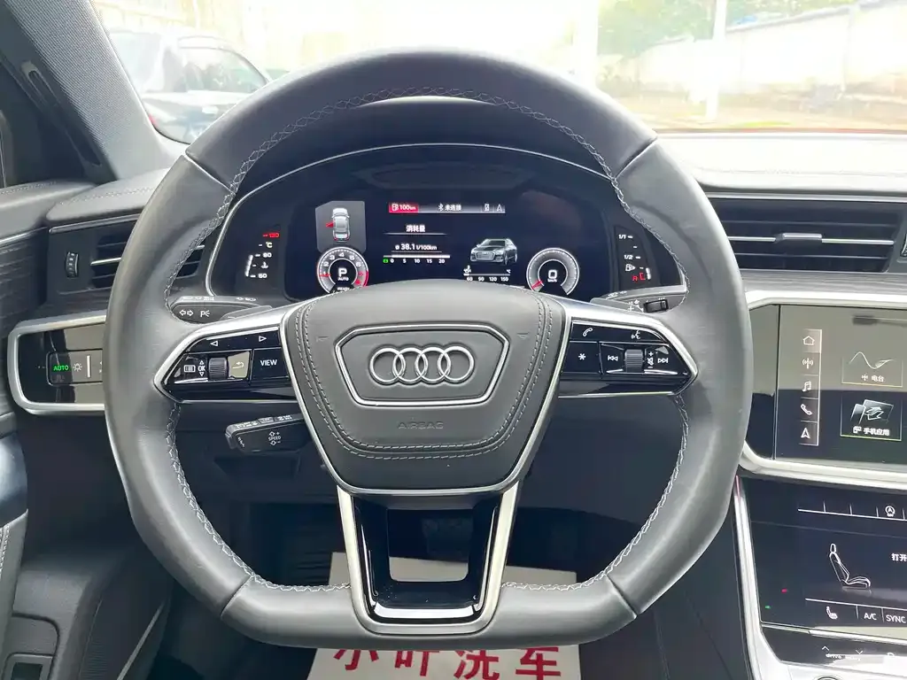 Audi A6L — фото 5