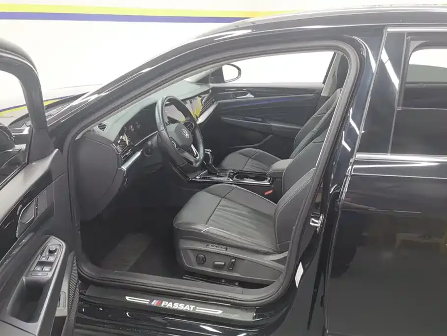 Volkswagen Passat — фото 9