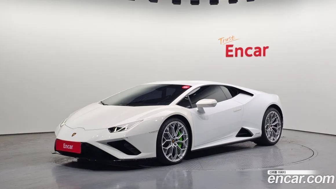 Lamborghini Huracan — фото 1