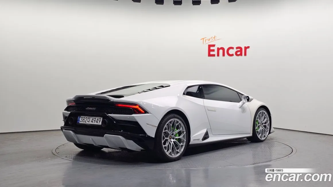 Lamborghini Huracan — фото 2