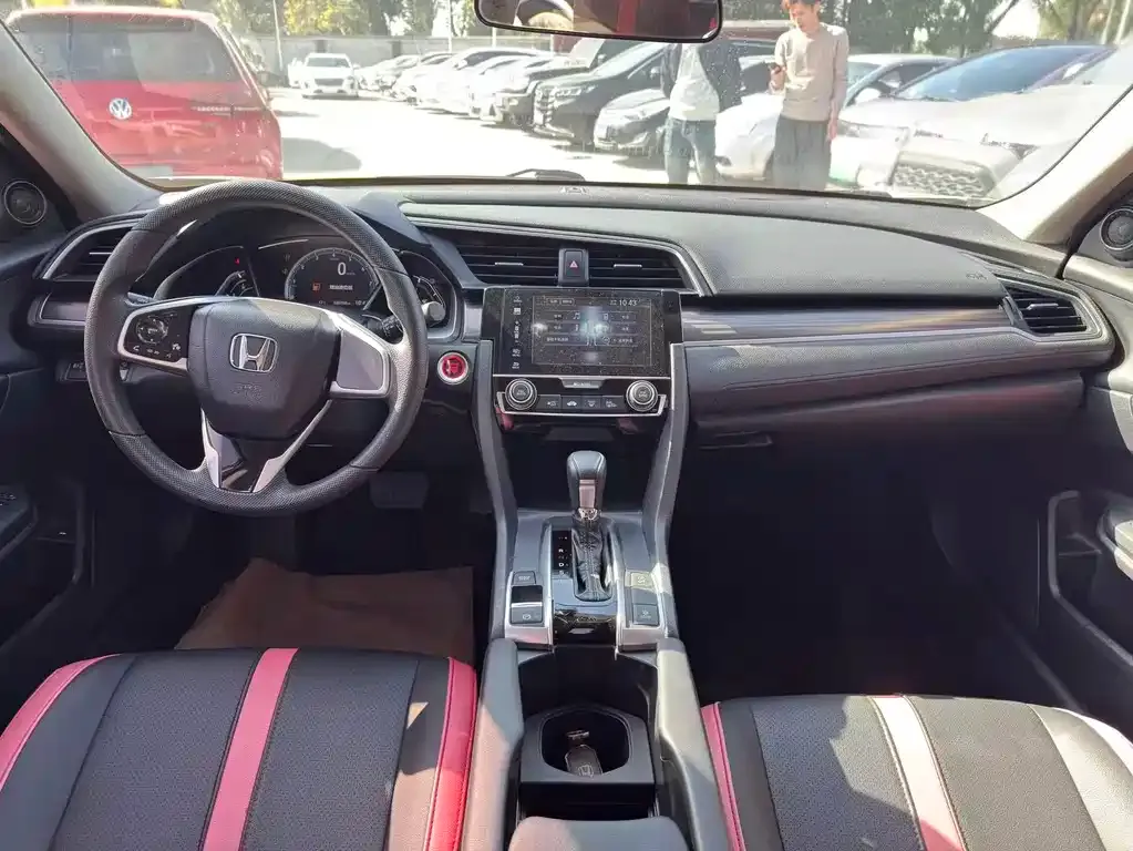 Honda Civic — фото 4