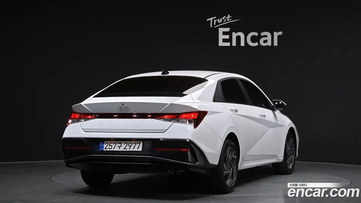 Hyundai AVANTE — фото 2