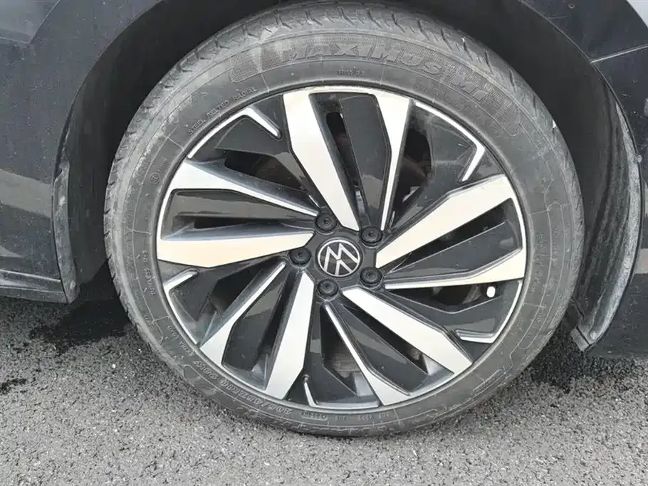 Volkswagen Passat — фото 6