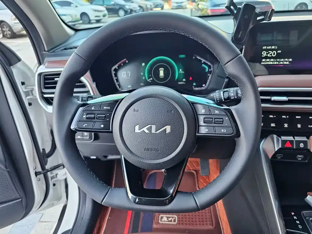 Kia Sportage — фото 5