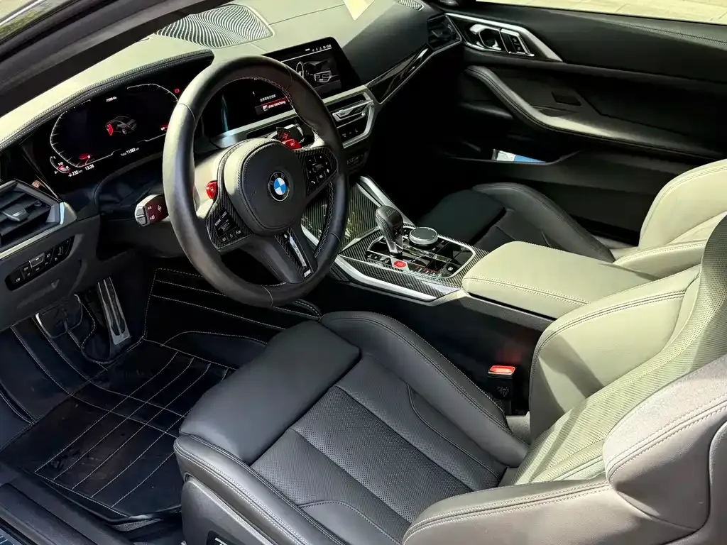 BMW M4 — фото 10
