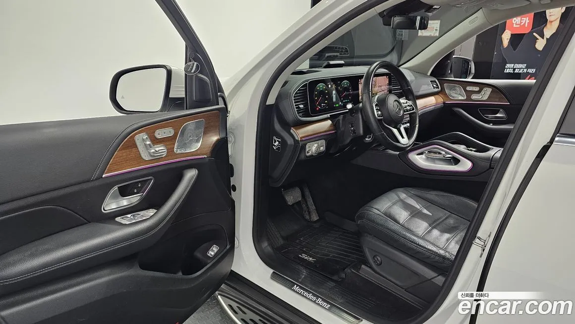 Mercedes-Benz GLE-Class — фото 10