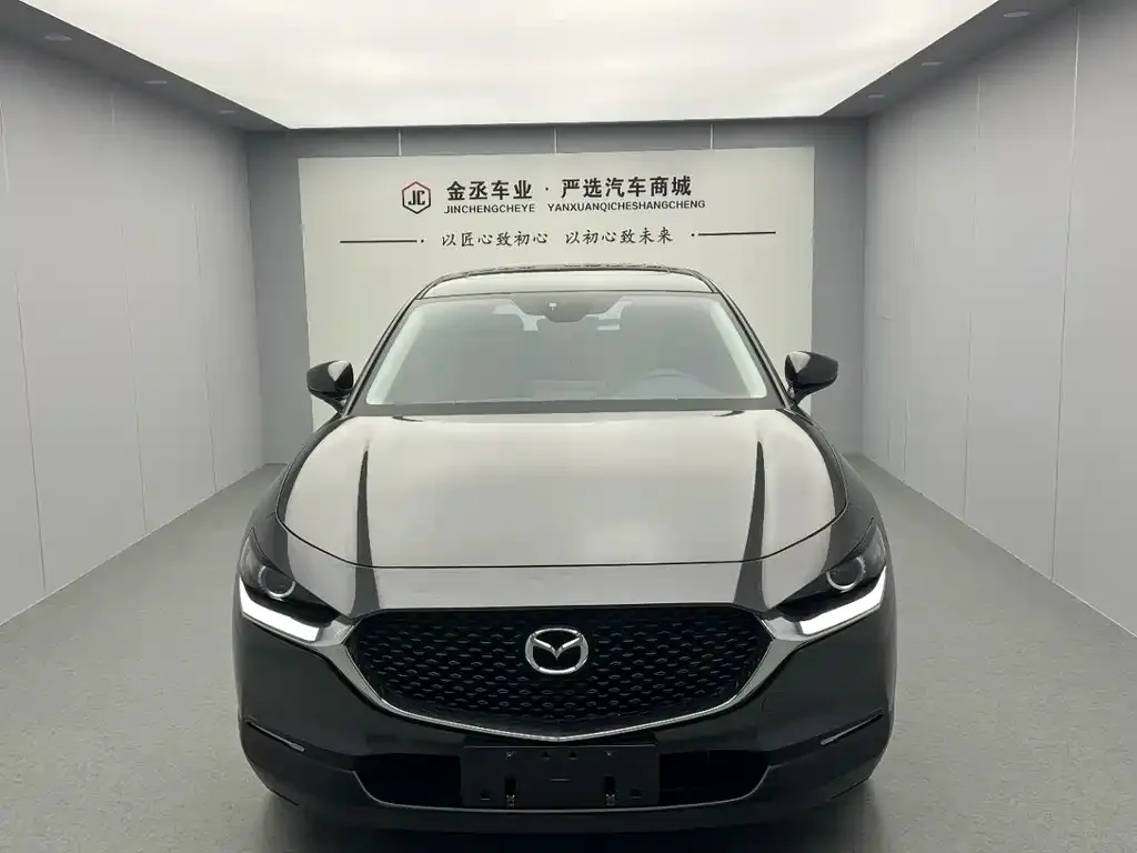 Mazda CX-30 — фото 2
