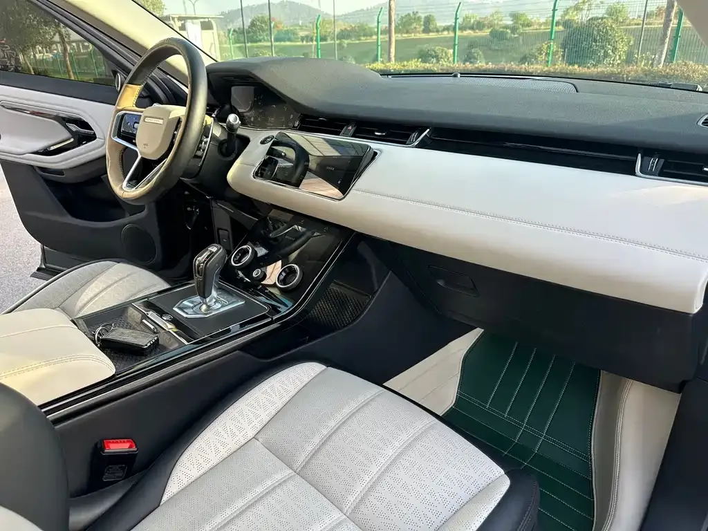 Land Rover Evoque — фото 7