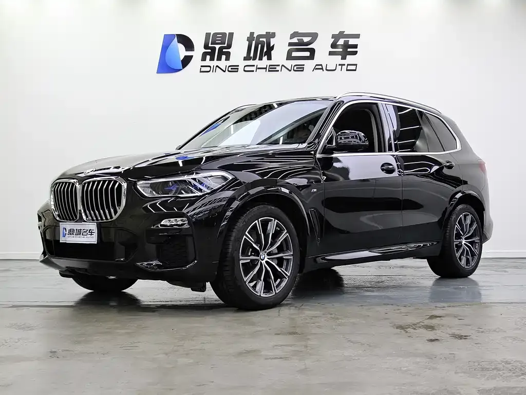 BMW X5 (Import) — фото 1