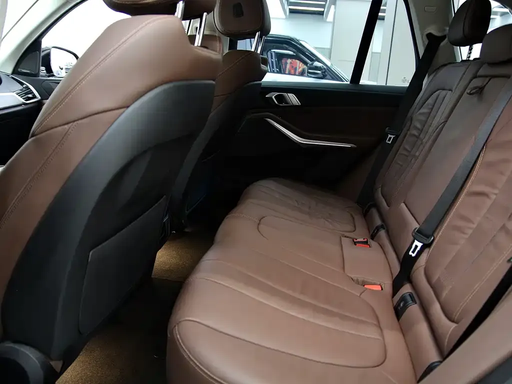 BMW X5 (Import) — фото 10
