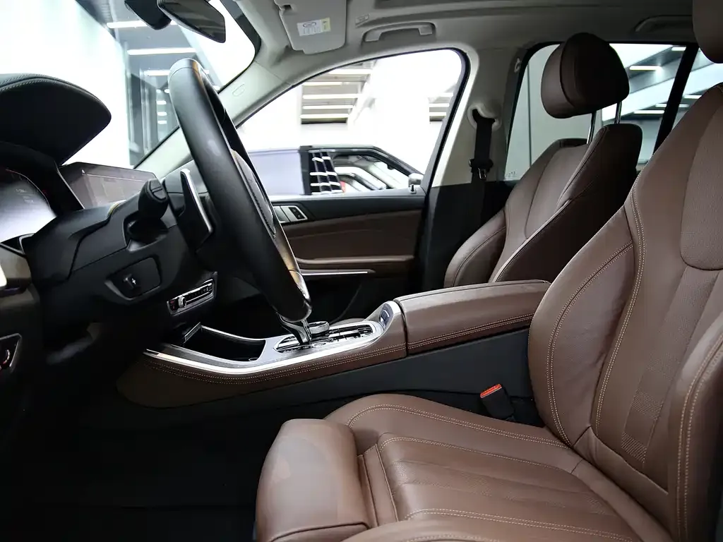 BMW X5 (Import) — фото 6