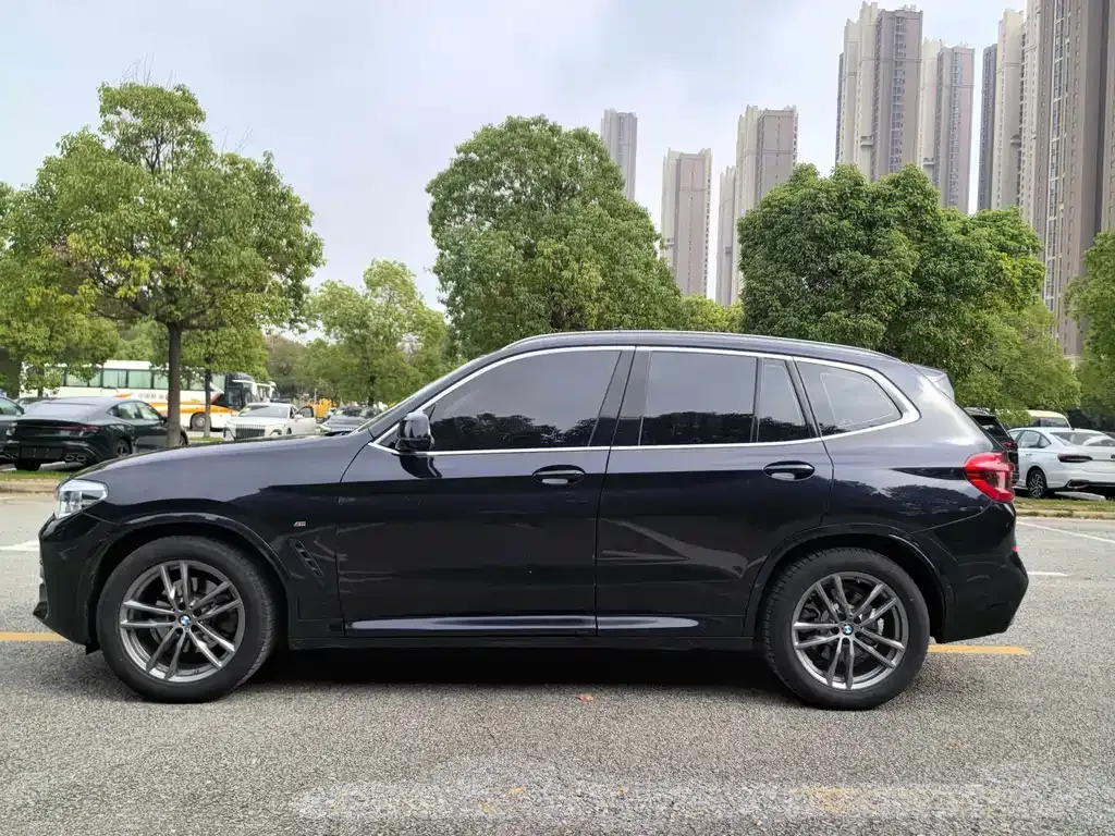 BMW X3 — фото 2