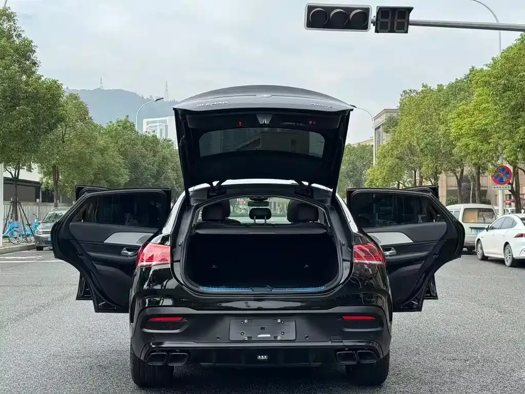 Mercedes-Benz GLE — фото 8