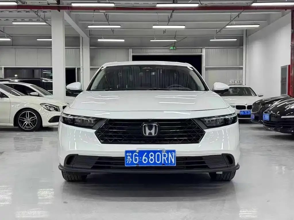 Honda Accord — фото 2
