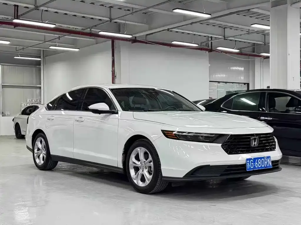 Honda Accord — фото 3
