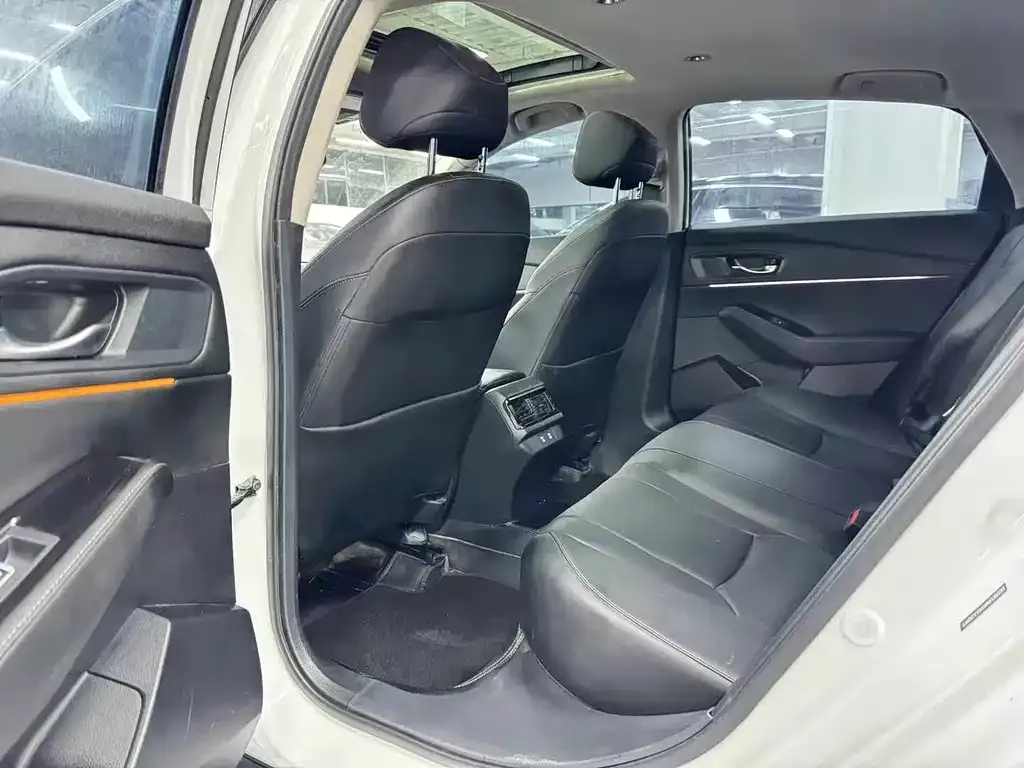 Honda Accord — фото 5