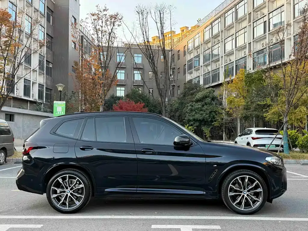 BMW X3 — фото 7