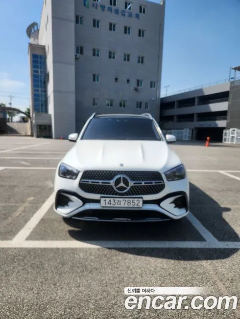 Mercedes-Benz GLE-Class — фото 1