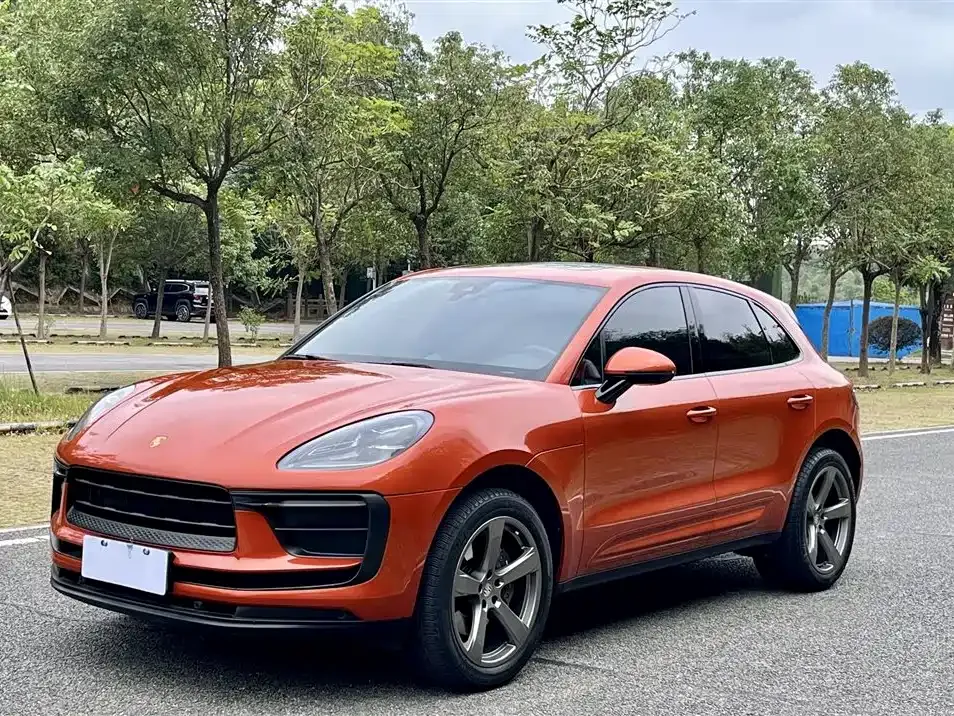 Porsche Macan — фото 1