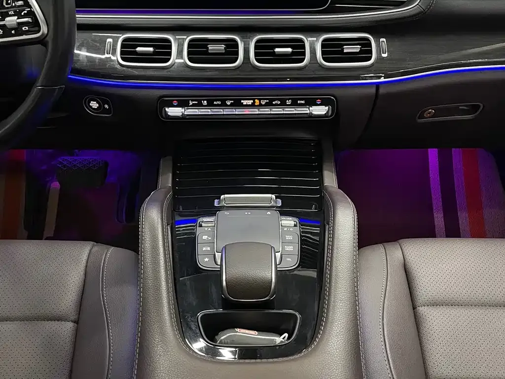 Mercedes-Benz GLE — фото 6