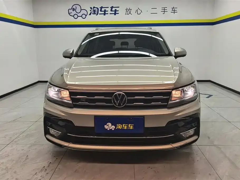 Volkswagen Tiguan L — фото 2