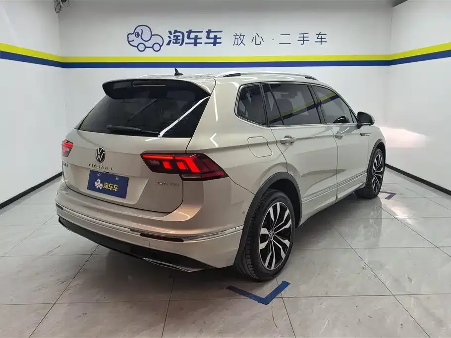 Volkswagen Tiguan L — фото 3