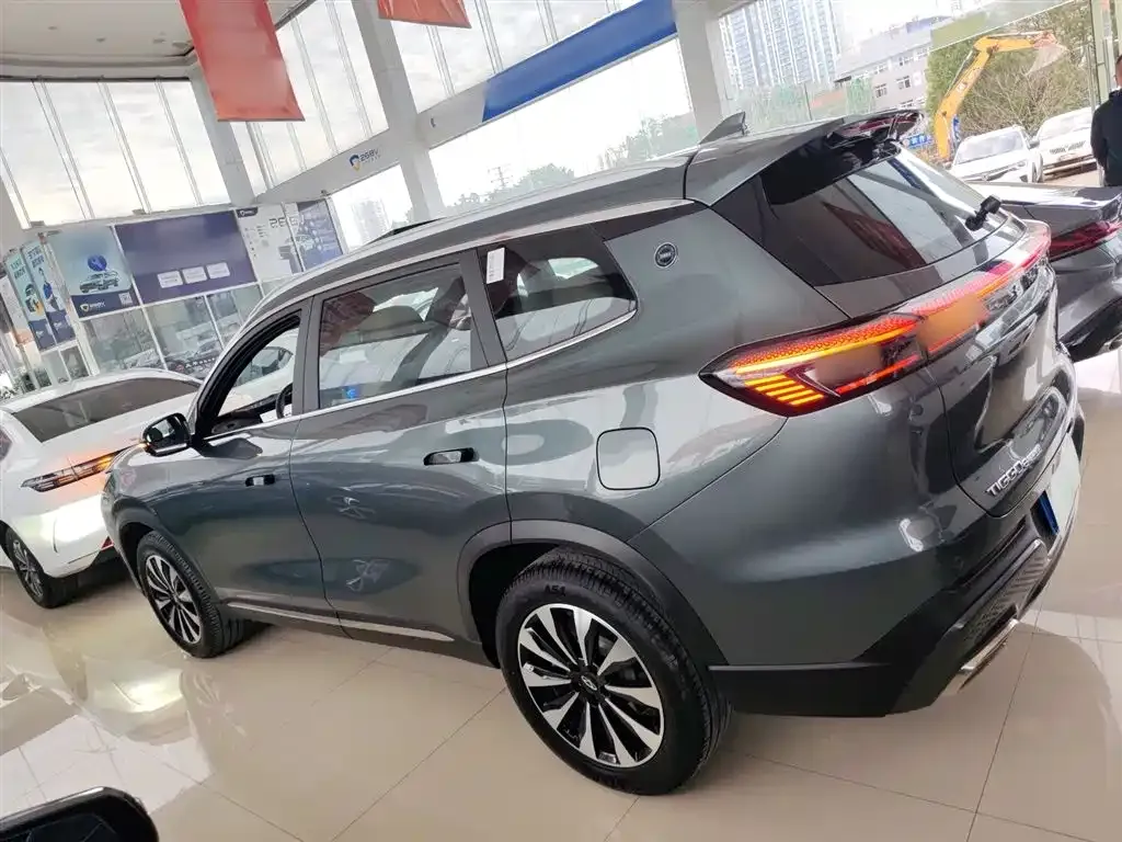 Chery Tiggo 8 PLUS — фото 5