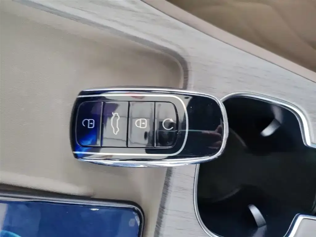 Chery Tiggo 8 PLUS — фото 9