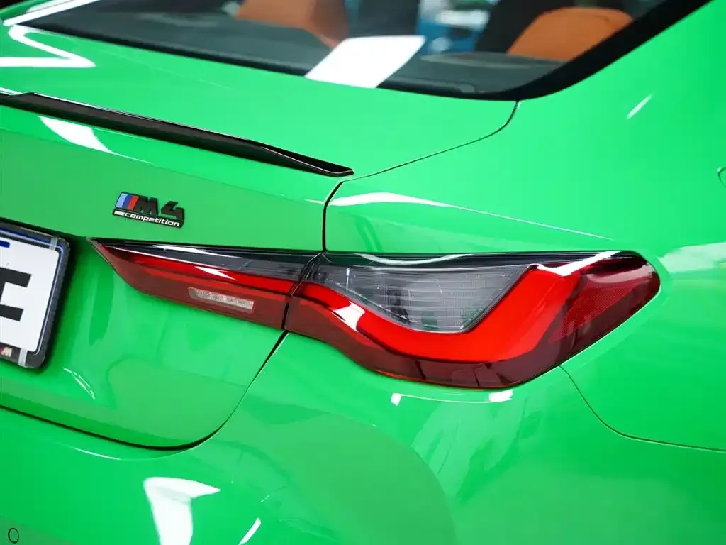 BMW M4 — фото 4