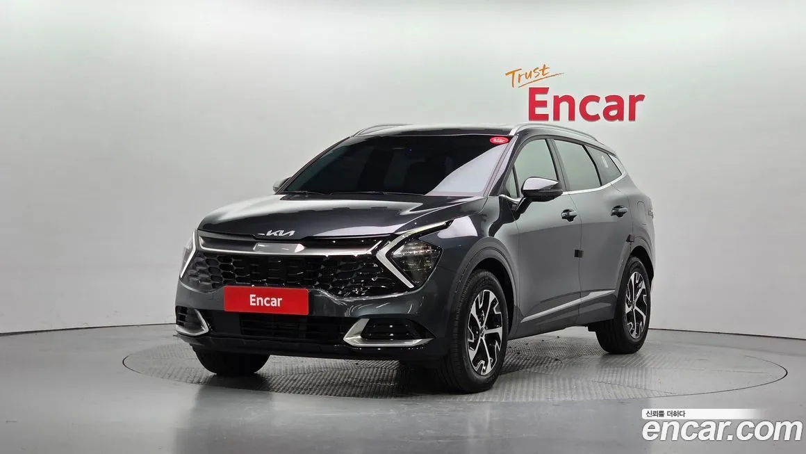 Kia Sportage — фото 1