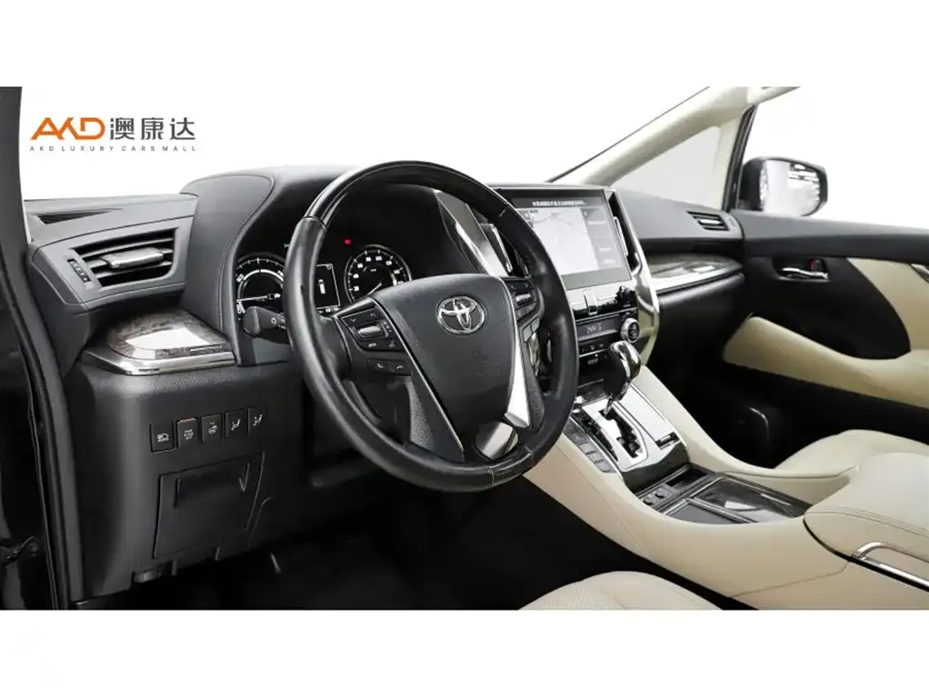 Toyota Vellfire — фото 6