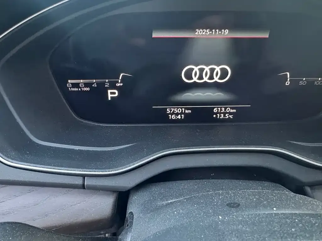 Audi Q5L — фото 4